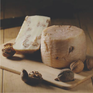 Pecorino Crotonese alle noci